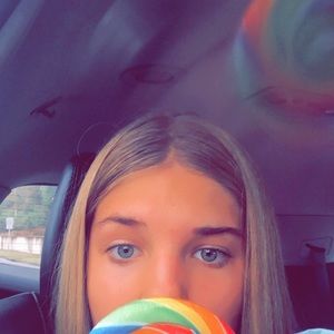 Meet your Posher, Leighla